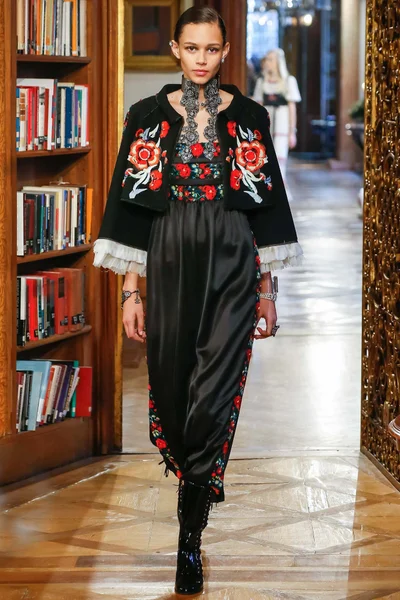 Look 71